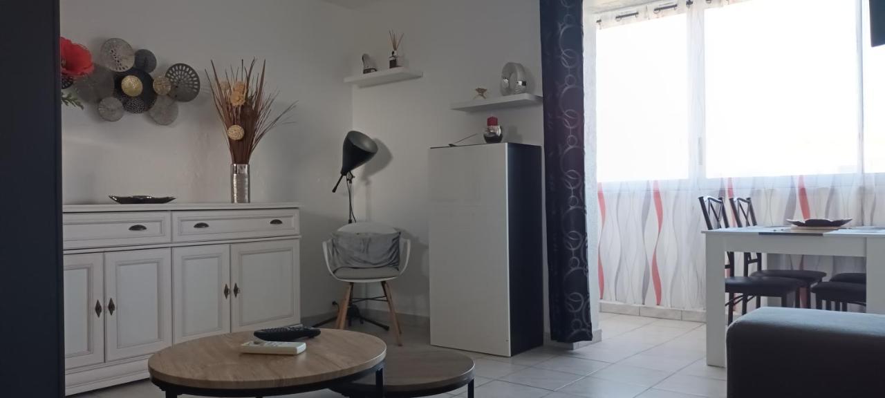 Le Queirele Apartment Льо Лаванду Екстериор снимка